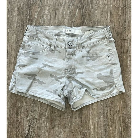 Sold Design Lab Womens Camo Easy Short Gray Sz 25 $156 - Picture 1 of 2